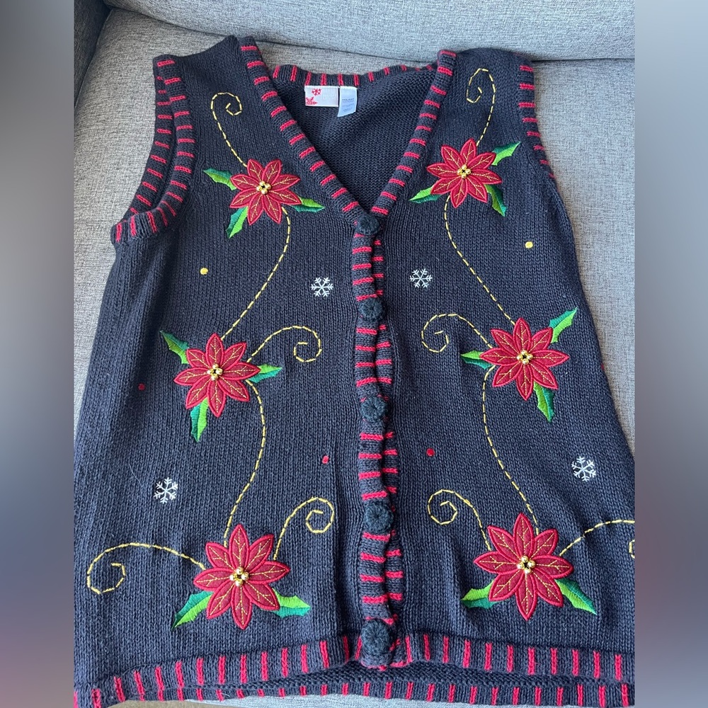 Holiday sweater vest size small